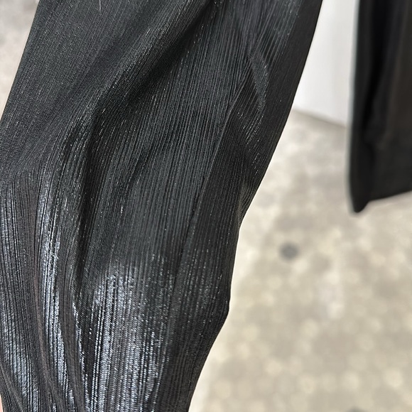 Acoa Shiny Button-Down Top - Picture 2 of 3